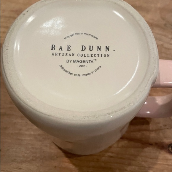 NWOT Rae Dunn “Hot Chick” Pink and White Ceramic Mug Artisan Magenta Collection - Picture 5 of 7